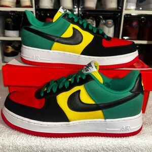 Nike Air Force 1 by you “ Bob Marley” themed
Tag DZ3637-900 replacement box